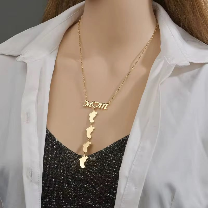 Customizable Stainless Steel MOM & Children Design Feet Engraving Necklace