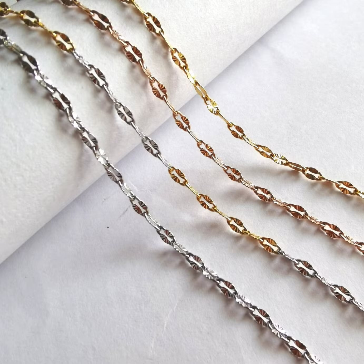 High Quality Stainless Steel Dainty Lip Chain (50cm Length)