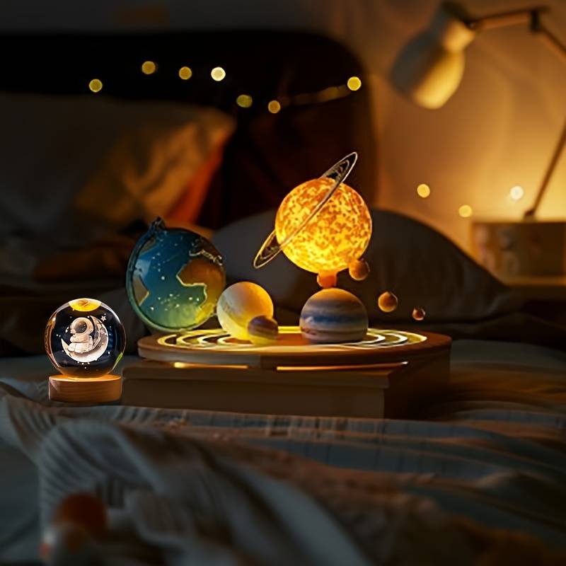 3D Laser Engraved 8cm Glass Crystal Ball Lamp Universe Astronomy Decor (Astronaut on the Moon)