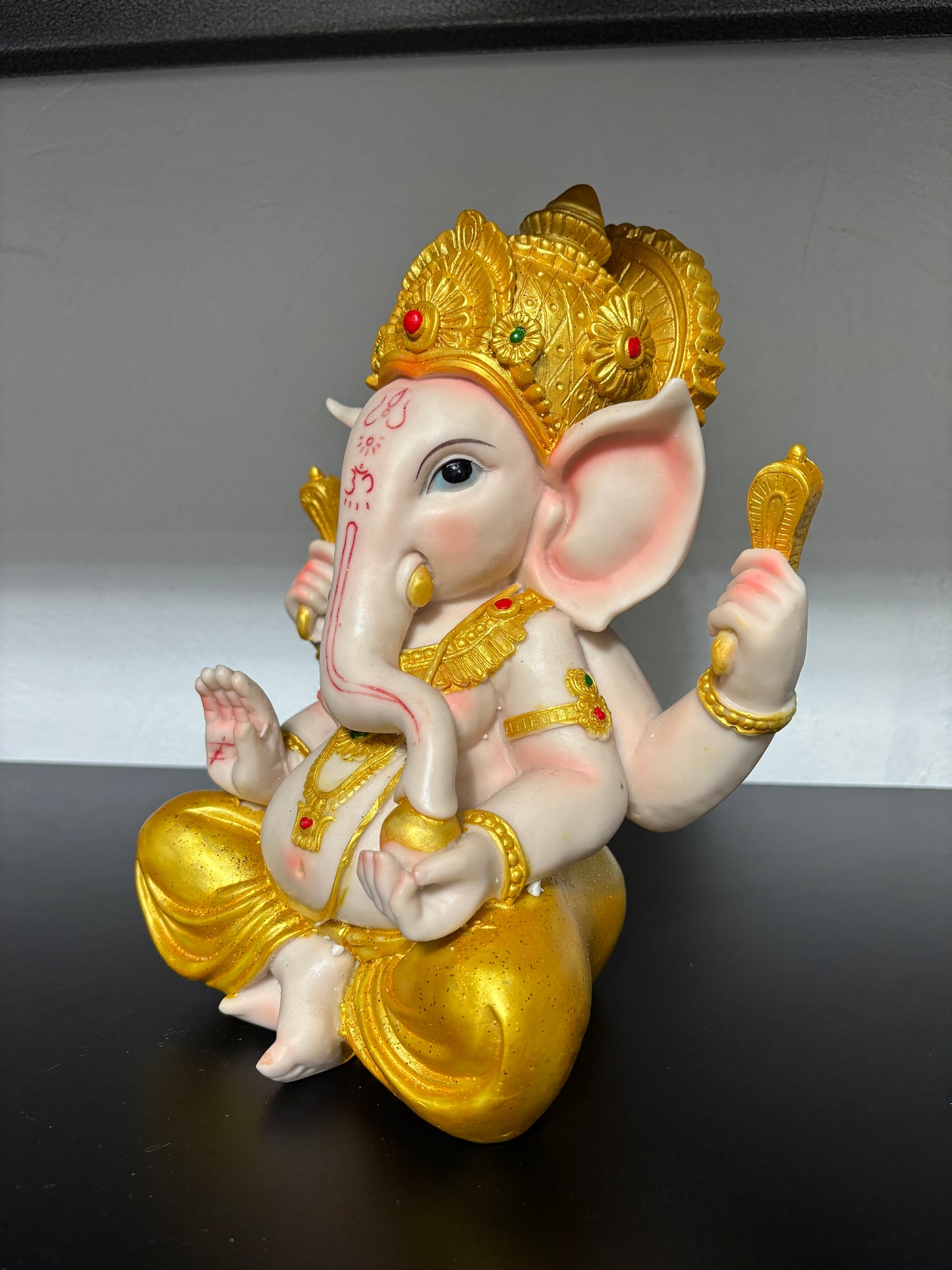 Pearly Small & Large Lord Ganesh Murti
