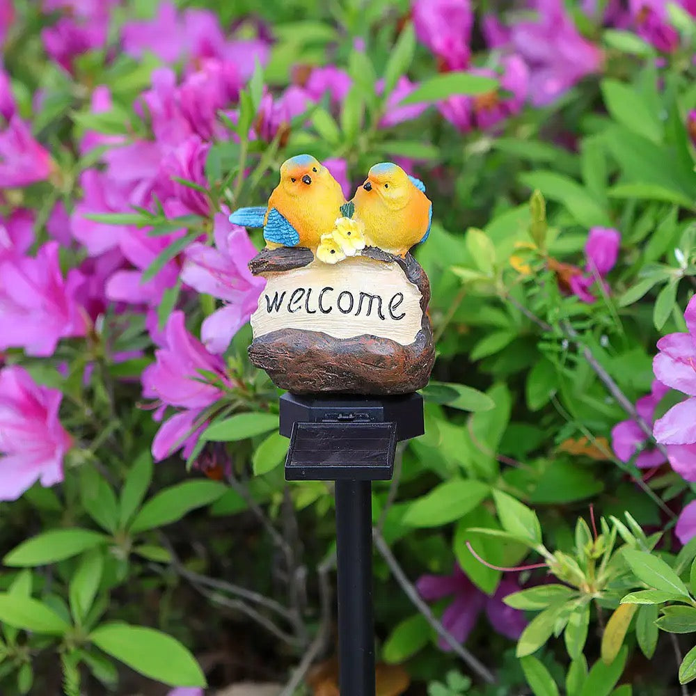 Solar Birds ‘Welcome’ Sign Garden Lamp