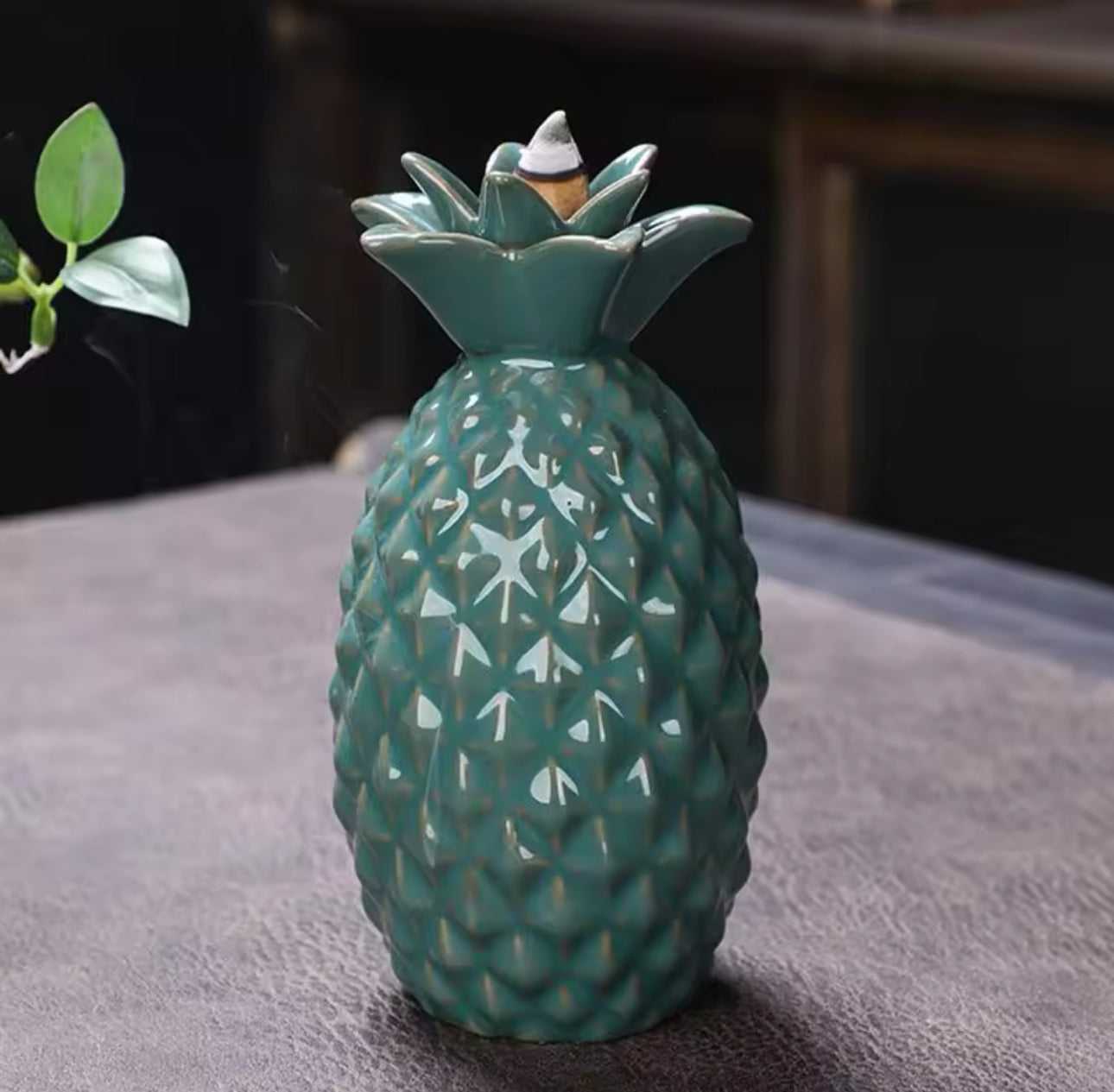 Mini Pineapple Back-flow Incense Holder + 10 Free Incense Cones.