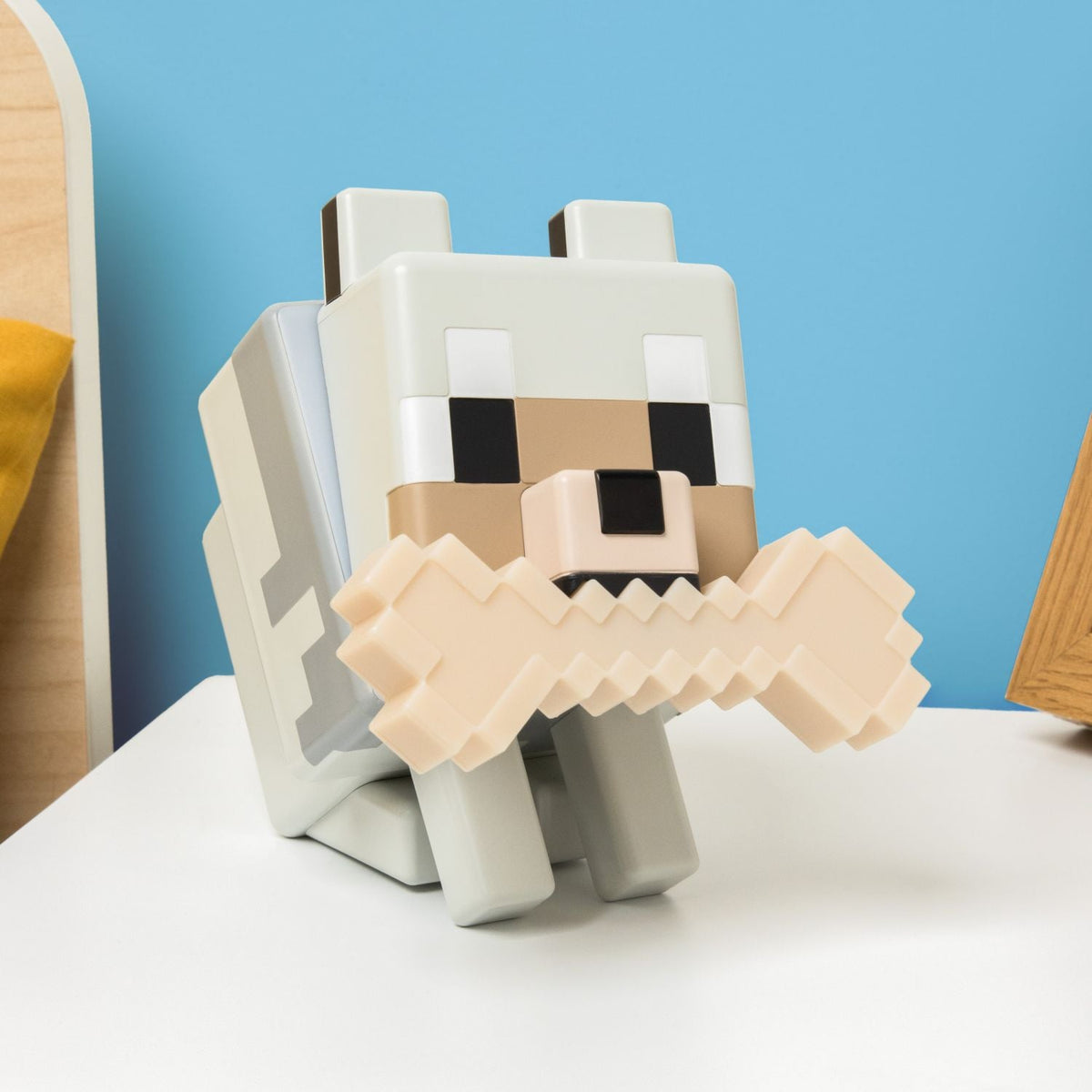 Minecraft Wolf Colour-Changing LED Night Light