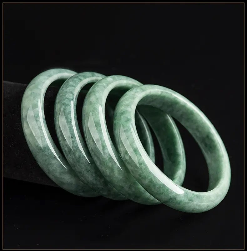 Light Green Solid Jade Bangles