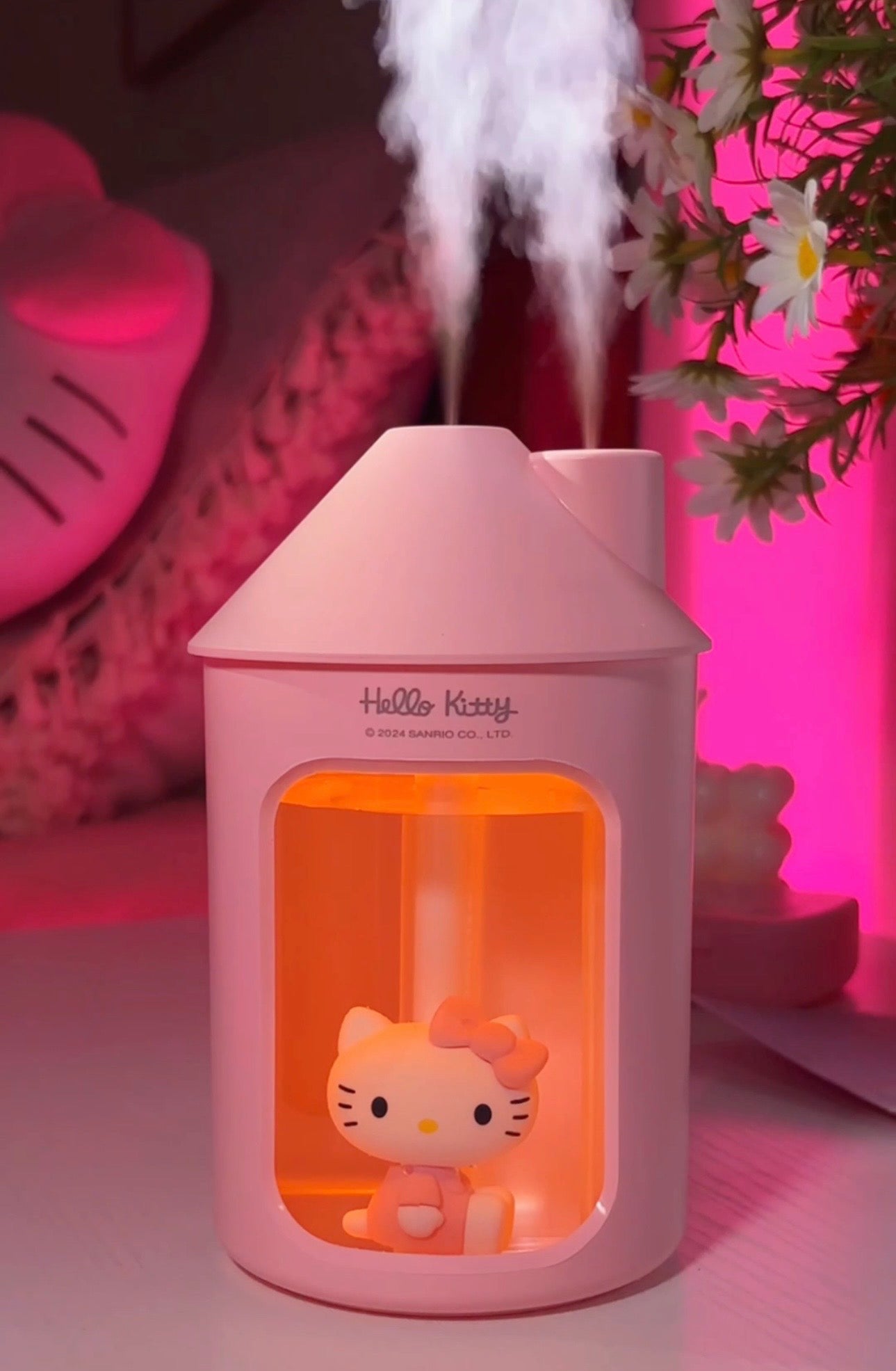 Hello Kitty 3-in-1 Humidifier, Aroma Diffuser & Night Light