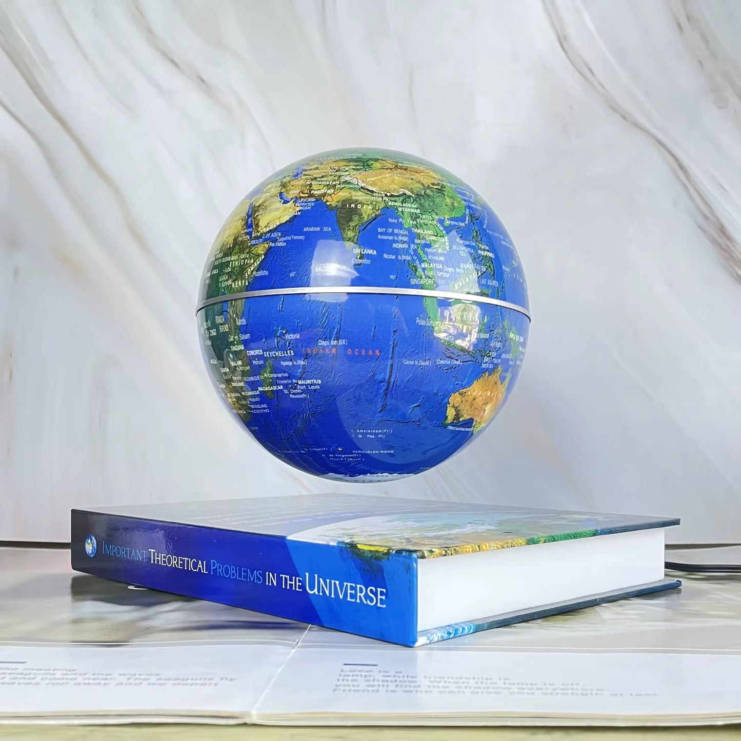 Magnetic Levitating / Floating Globe