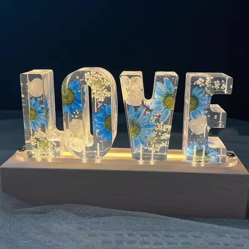 Eternal Chrysanthemum Flower Mother’s Love USB Lamp with LED Wooden Light Base