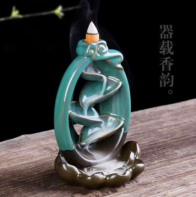 Ceramic Zen Style Chinese Back-Flow Incense Holder + 10 Free Incense Cones