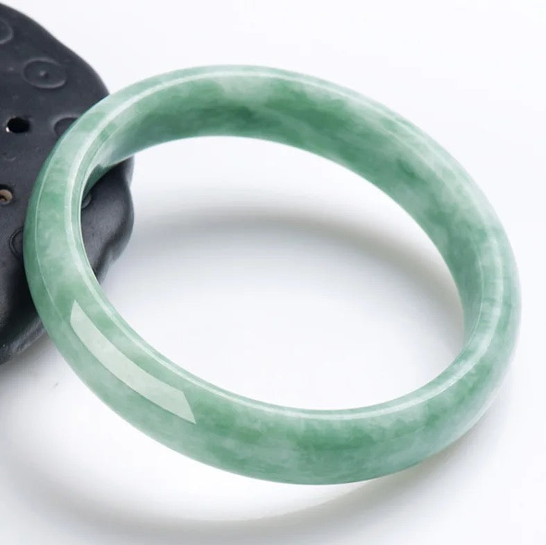 Light Green Solid Jade Bangles