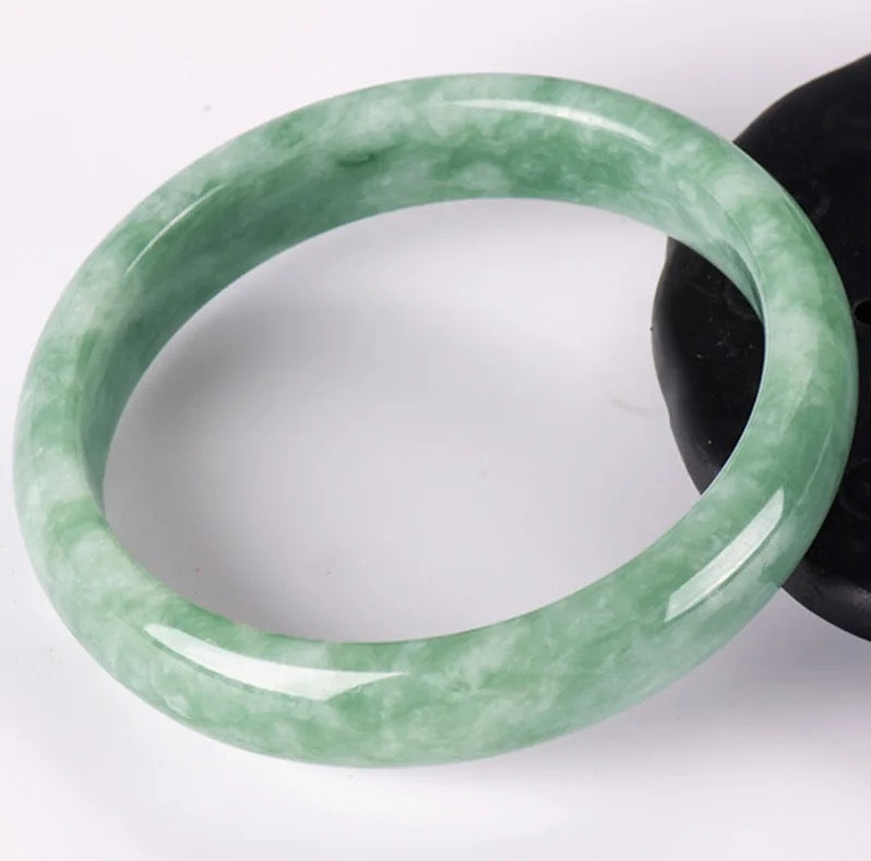 Light Green Solid Jade Bangles