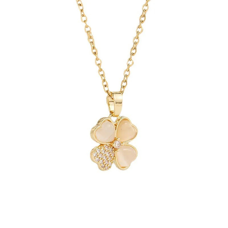 Lucky Clover Cat Eye Quartz Necklace