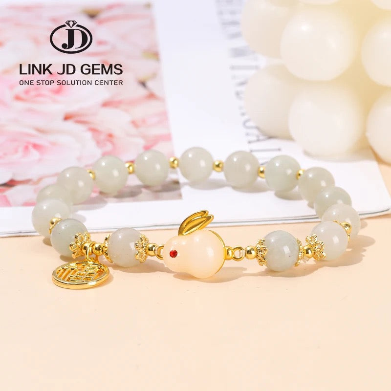 Light Green Agate Lucky Chinese Rabbit Charm Bracelet (8mm)