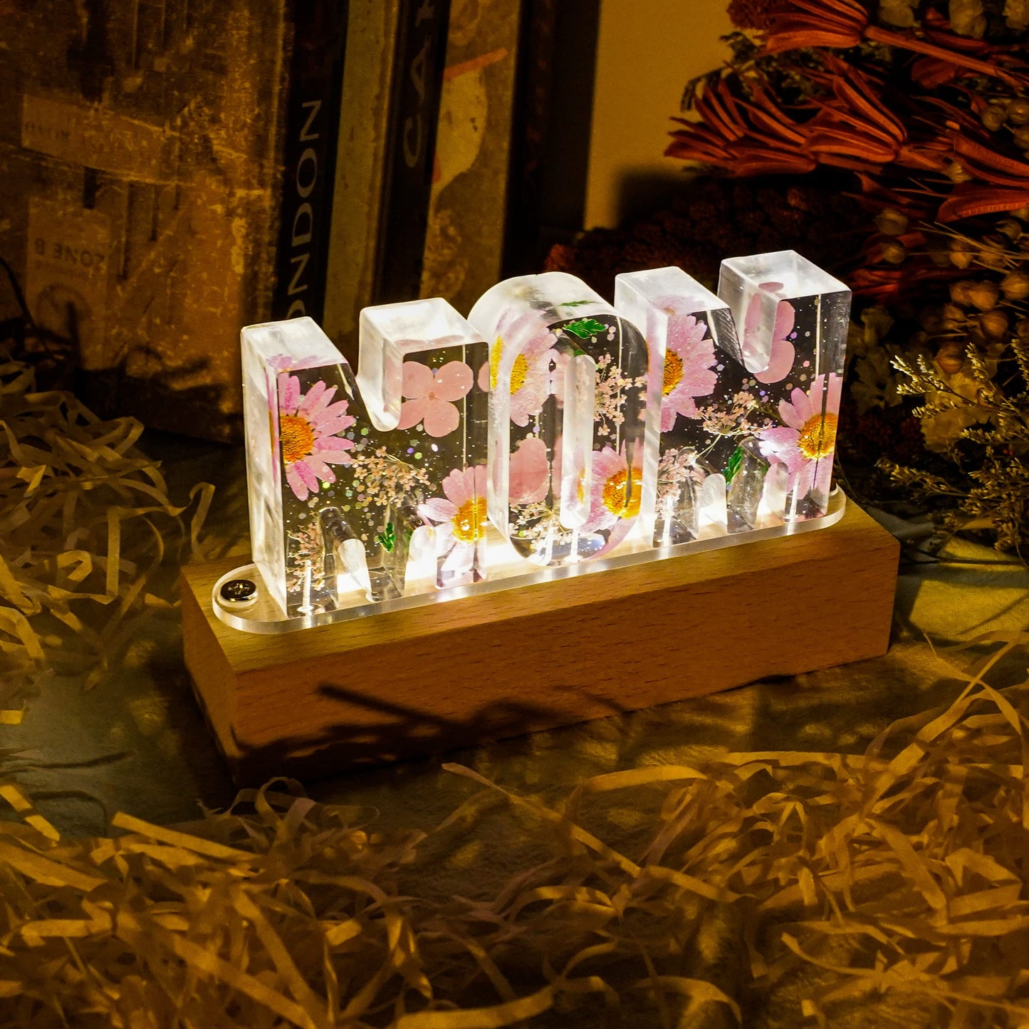 Eternal Chrysanthemum Flower Mother’s Love USB Lamp with LED Wooden Light Base