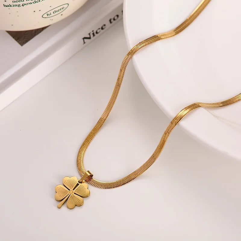 Stainless Steel Lucky Four Leaf Clover Snake Necklace