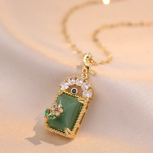 Queen Jade Necklace