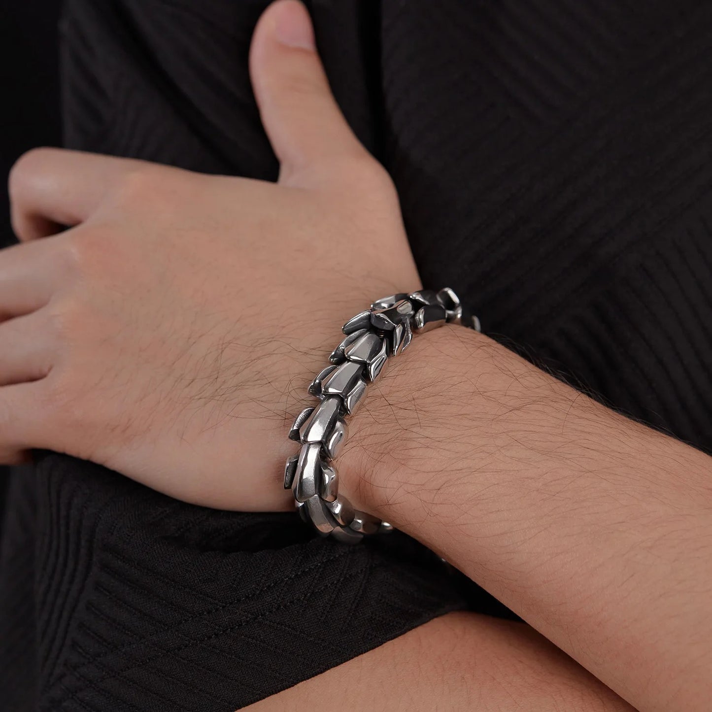 Luxurious Stainless Steel Cuban Dragon Bracelet (15mm Width)