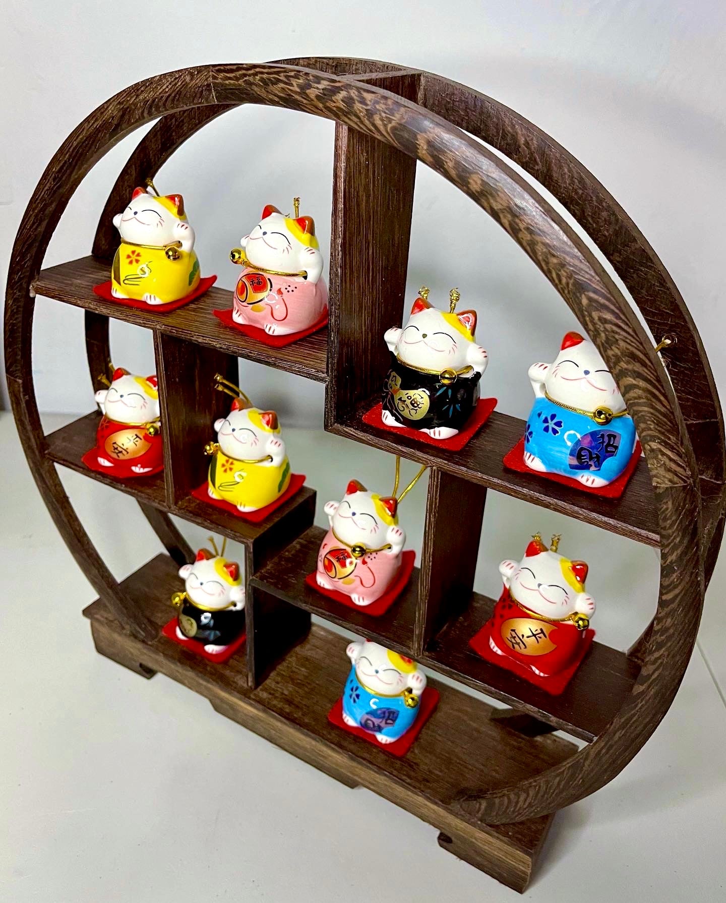 Maneki Neko Mini Lucky Cats / Mahogany Wooden Stand