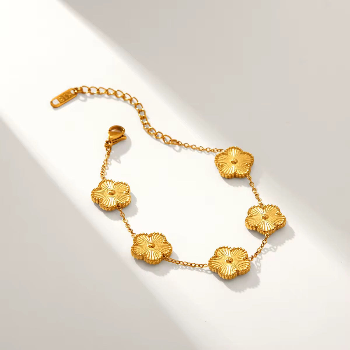 High Quality Stainless Steel Van Cleef Inspired Clover 3pc Set (Gold)