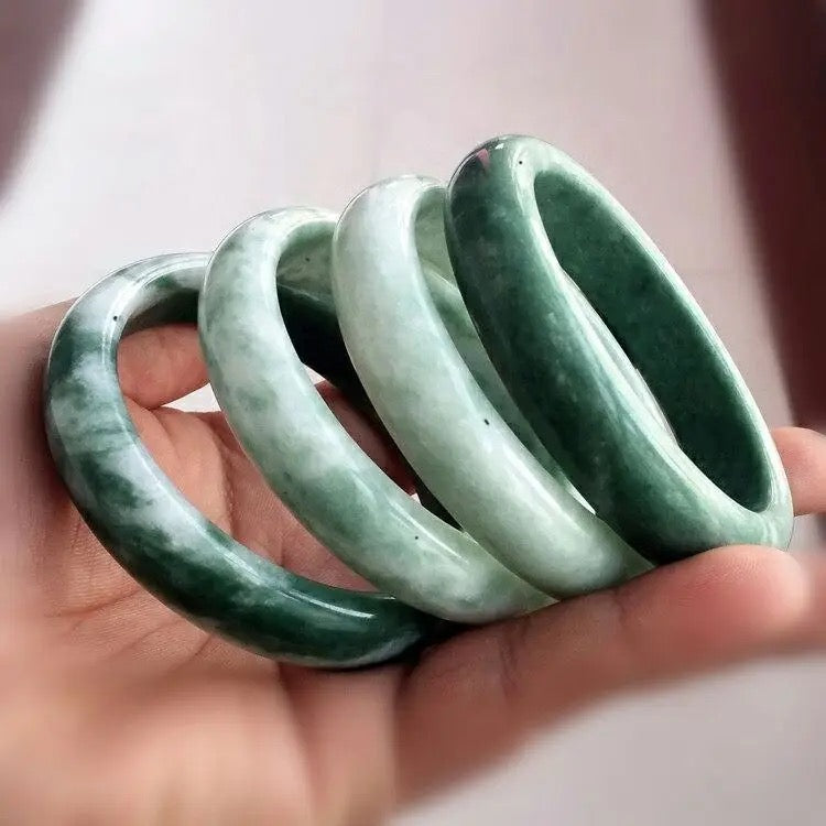 Light Green Solid Jade Bangles