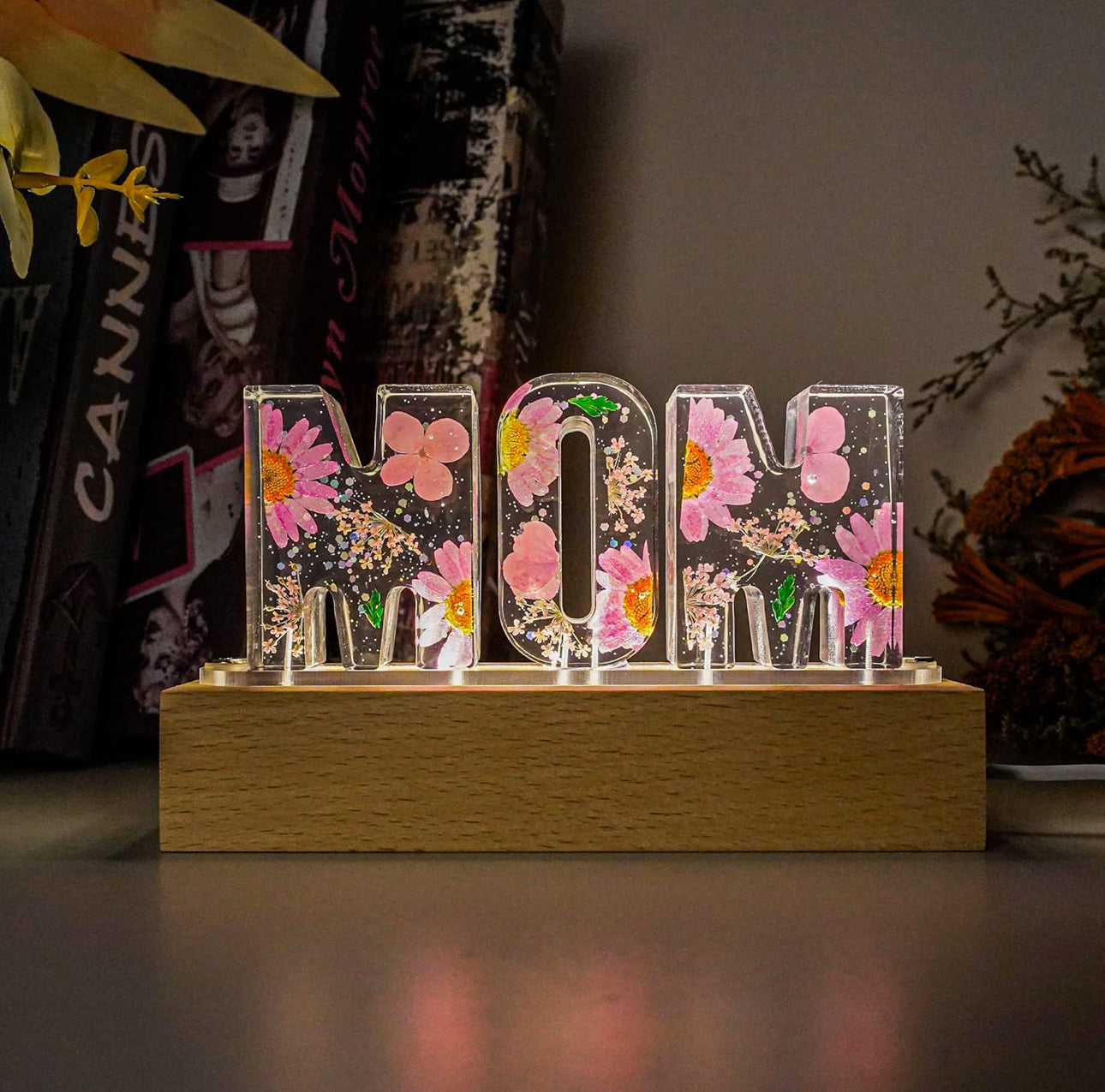 Eternal Chrysanthemum Flower Mother’s Love USB Lamp with LED Wooden Light Base