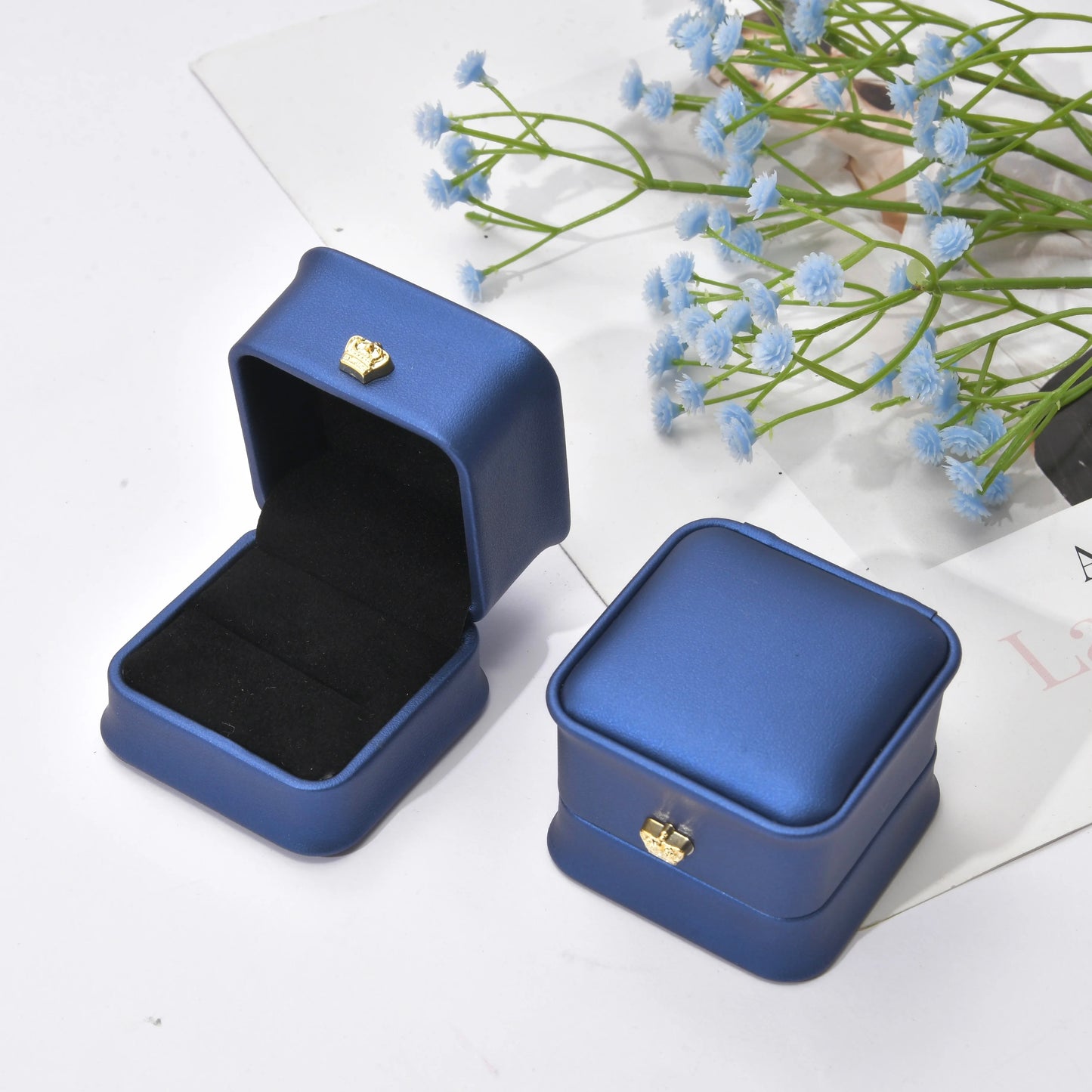 (Premium Packaging) High Quality Leather Velvet Lined Crown Jewelry Ring Box - Engagement Ring Box