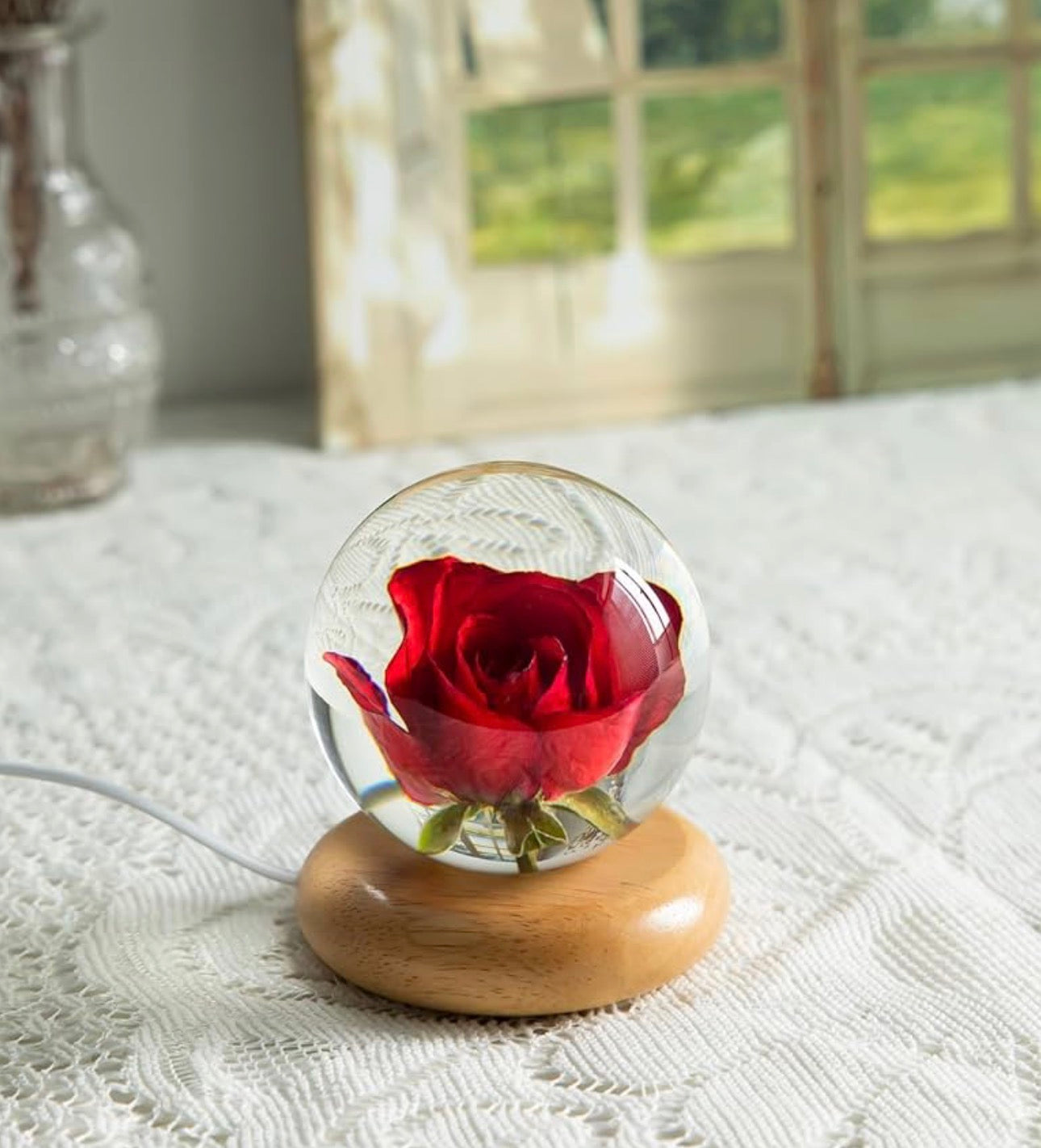 8cm Eternal / Immortal Flower Resin Sphere Lamp with USB LED Wooden Base