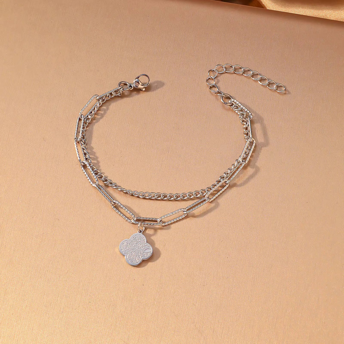 Sabr, Shukr & Tawakkul Arabic Clover Charm Bracelet (Copy)